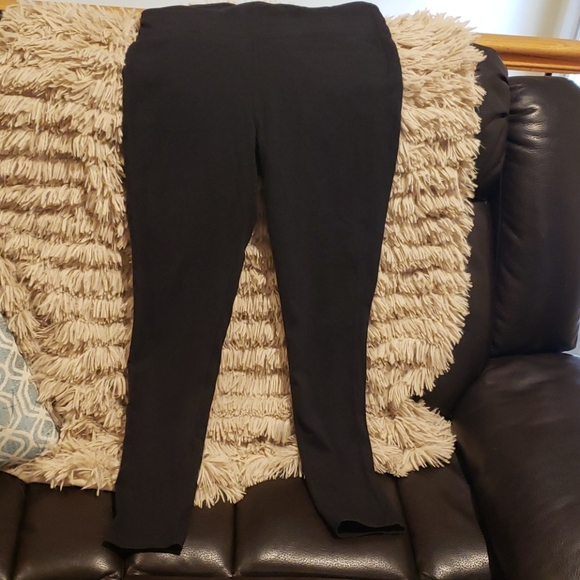 Sold - Picture 7 of 8